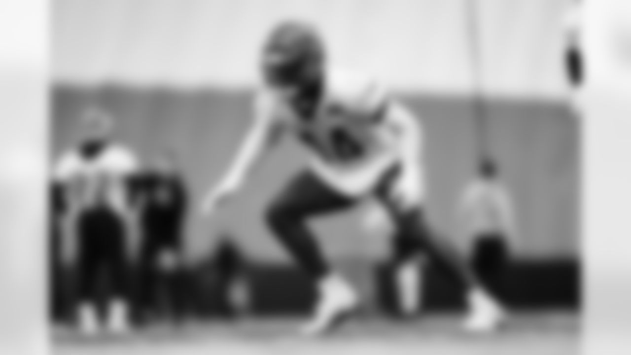 LB Demetrius Knight Jr. during practice at the IEL Indoor Facility, Wednesday, Oct. 29, 2025.