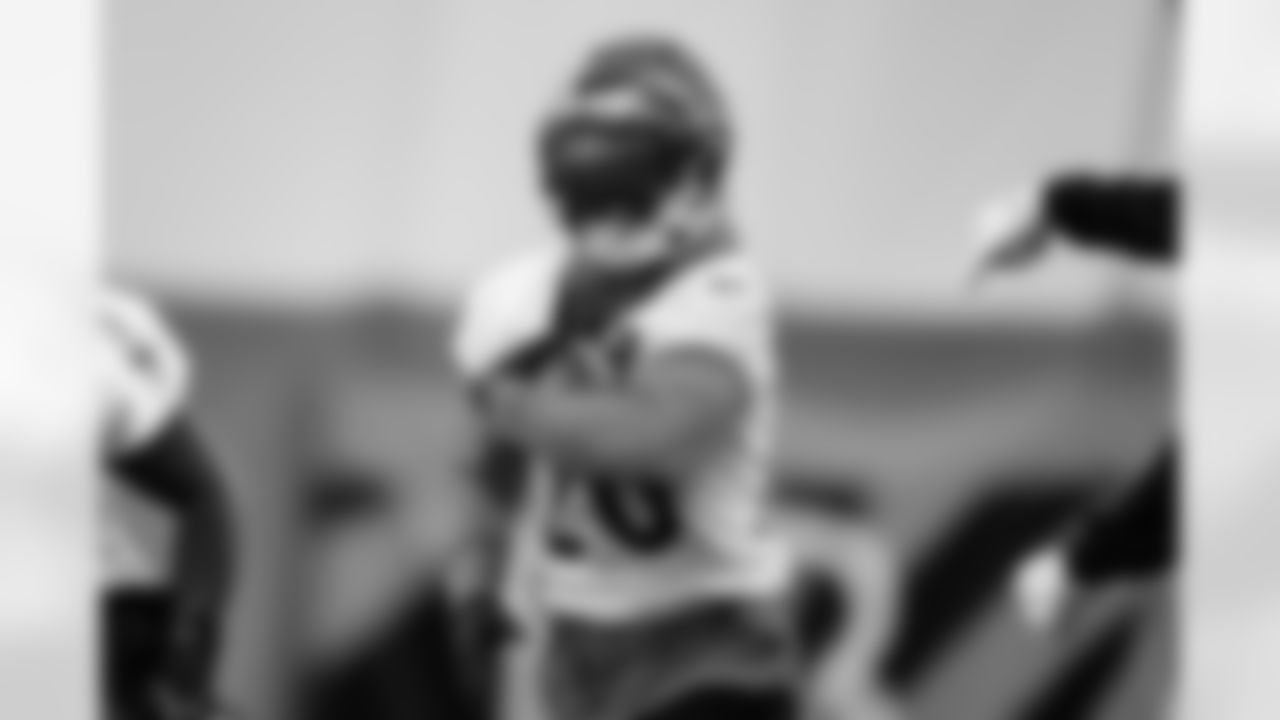 CB DJ Turner II during practice at the IEL Indoor Facility, Wednesday, Oct. 29, 2025.