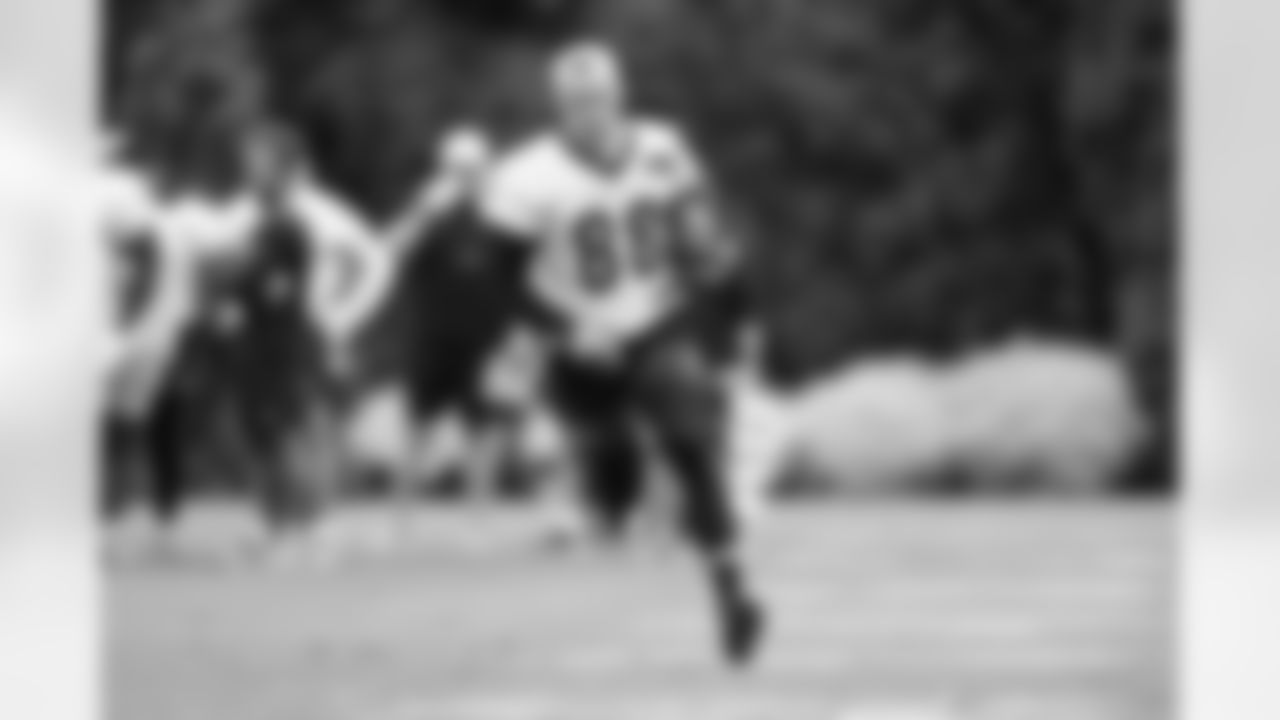 TE Mike Gesicki runs during Phase Two of offseason workouts at Kettering Health Practice Fields, Tuesday, May 13, 2025.
