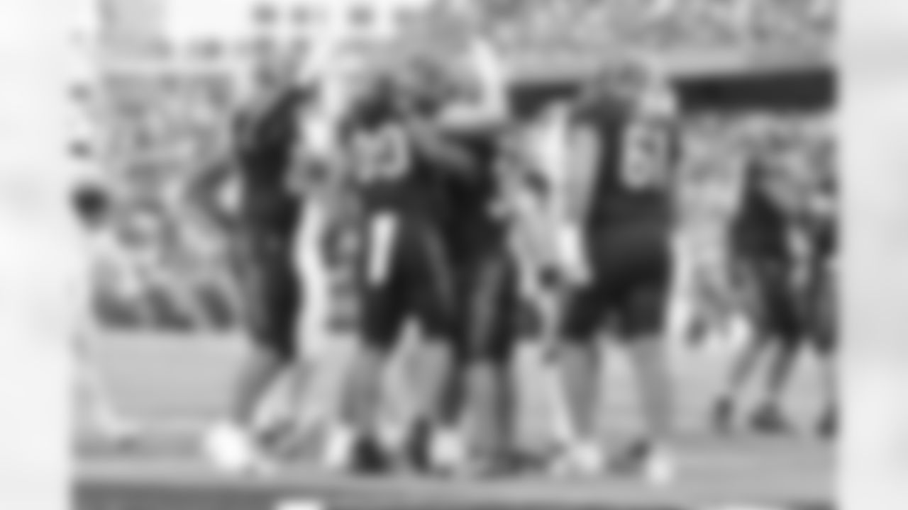 RB Samaje Perine celebrates a touchdown during Week 17 against the Arizona Cardinals at Paycor Stadium, Sunday, Dec. 28, 2025.