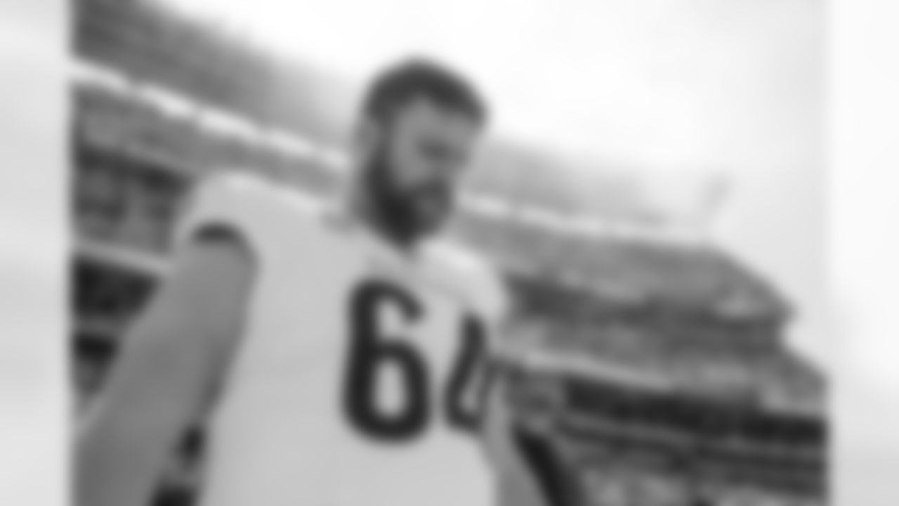 C Ted Karras ahead of Week 1 against the Cleveland Browns, Sunday, Sept. 7, 2025.