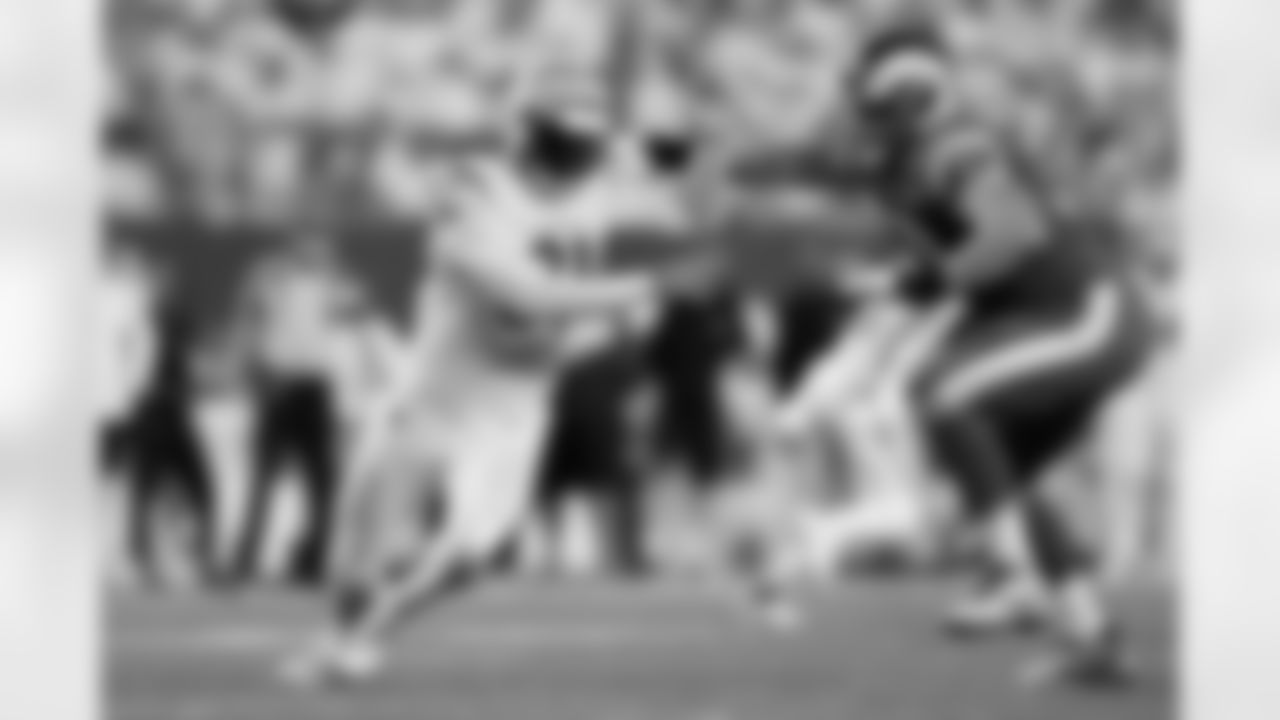 Cincinnati Bengals defensive end Trey Hendrickson (91) rushes on defense during an NFL football game against the Los Angeles Rams on Monday, Sept. 25, 2023, in Cincinnati. The Bengals won 19-16.