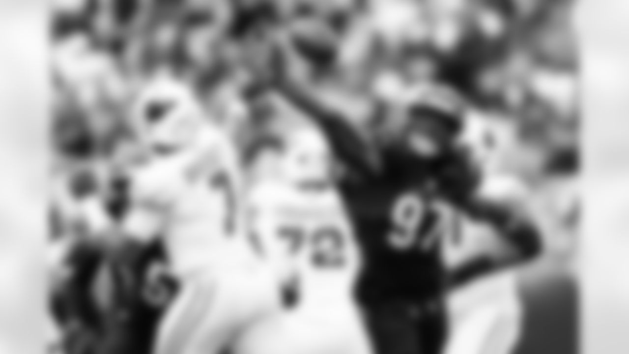 DE Shemar Stewart during Week 17 against the Arizona Cardinals at Paycor Stadium, Sunday, Dec. 28, 2025.