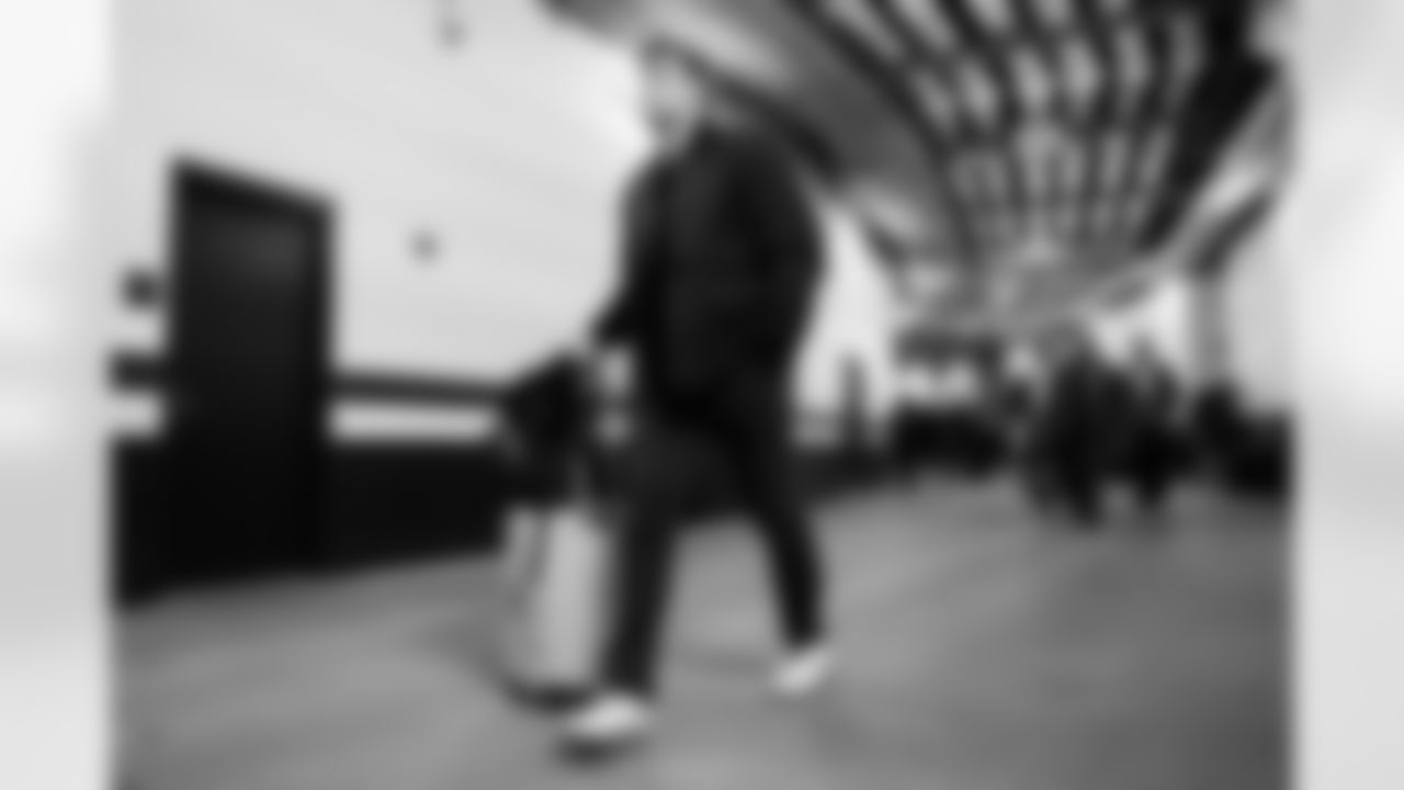 TE Drew Sample arrives at M&T Bank Stadium ahead of Week 13 against the Baltimore Ravens, Thursday, Nov. 27, 2025.