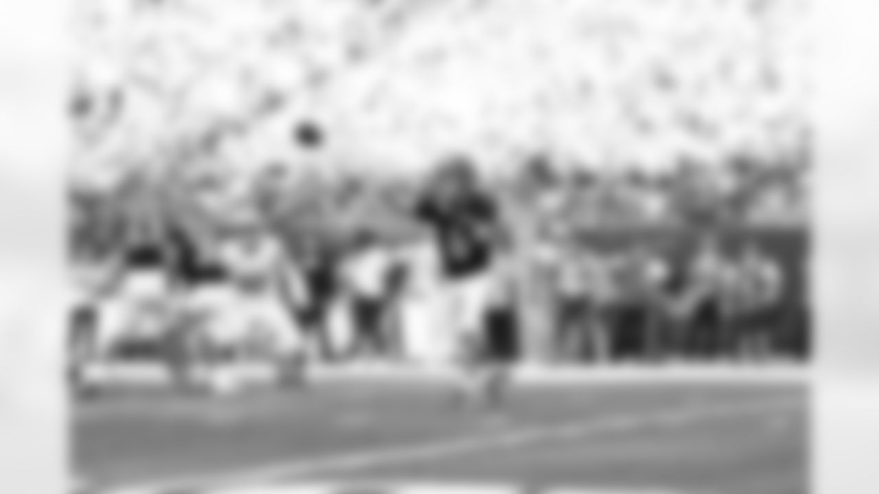 QB Jake Browning throws the ball during Week 5 against the Detroit Lions, Sunday, Oct. 5, 2025.