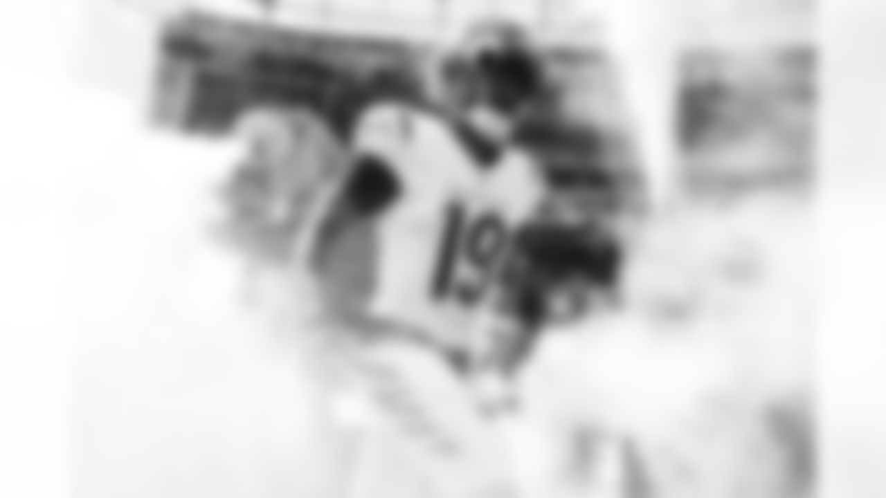 2025 PRE03 IND Pregame 046