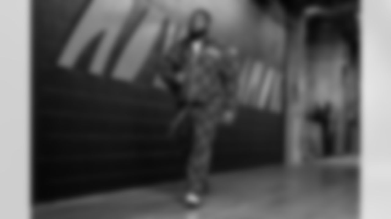 DT McKinnley Jackson arrives at Paycor Stadium ahead of Week 17 against the Arizona Cardinals, Sunday, Dec. 28, 2025.