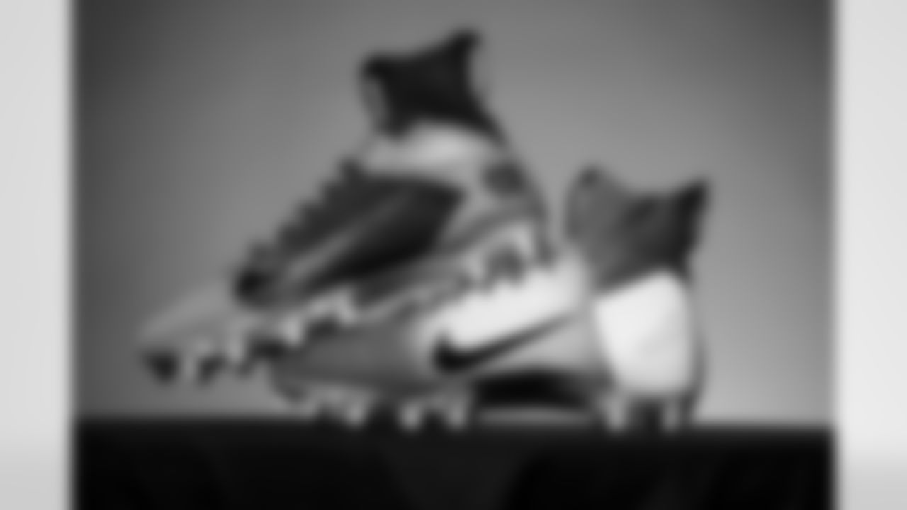 DE Myles Murphy's cleats for the 2025 MyCauseMyCleats game in Week 12 2025.