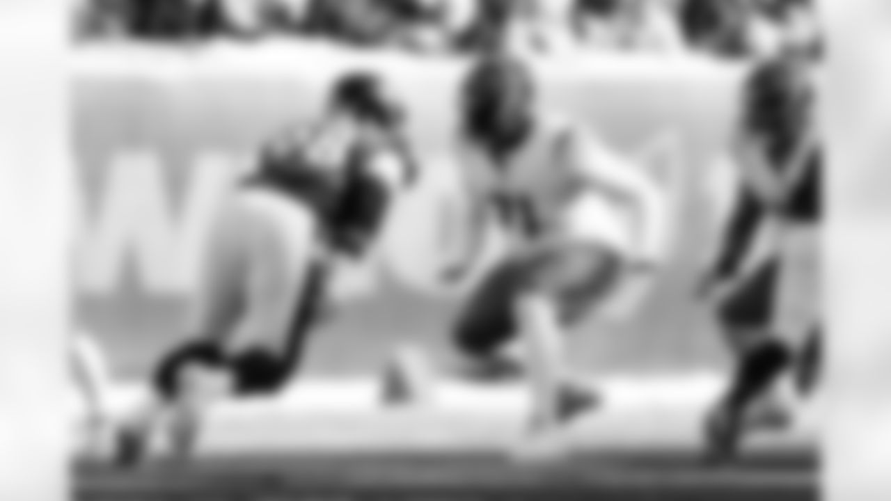 OT Amarius Mims during Week 15 against the Baltimore Ravens at Paycor Stadium, Sunday, Dec. 14, 2025.