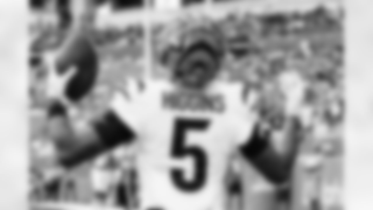 WR Tee Higgins celebrates a touchdown during Week 16 against the Miami Dolphins at Hard Rock Stadium, Sunday, Dec. 21, 2025.