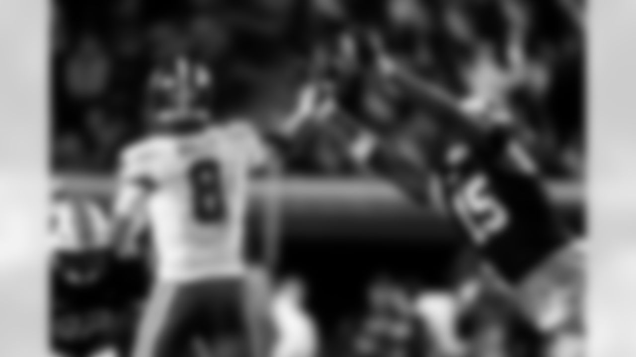 No. 27 - Keldric Faulk, EDGE, Auburn