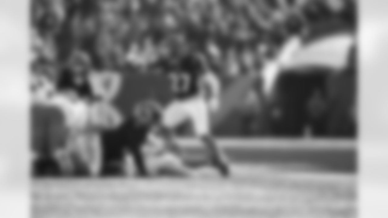 S Jordan Battle during Week 18 against the Cleveland Browns, Sunday, Jan. 4, 2026.