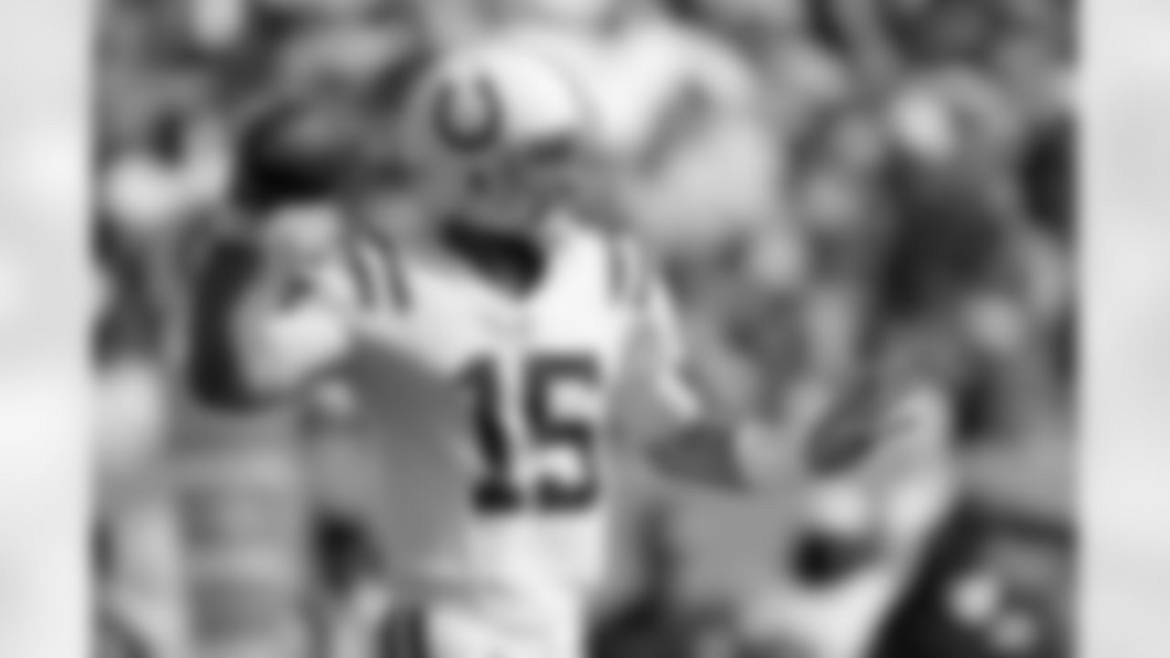 Indianapolis Colts quarterback Joe Flacco throws during the first half of an NFL football game against the Tennessee Titans, Sunday, Oct. 13, 2024, in Nashville, Tenn. (AP Photo/George Walker IV)