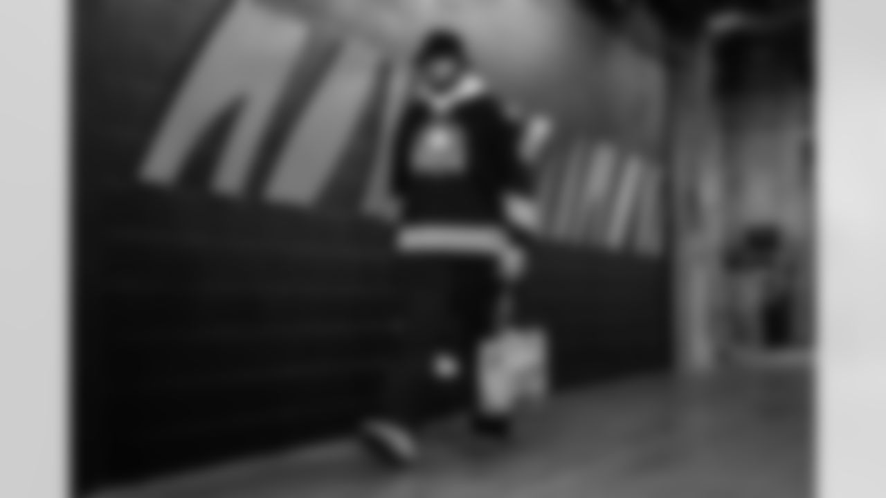 OT Orlando Brown Jr. arrives at Paycor Stadium ahead of Week 17 against the Arizona Cardinals, Sunday, Dec. 28, 2025.