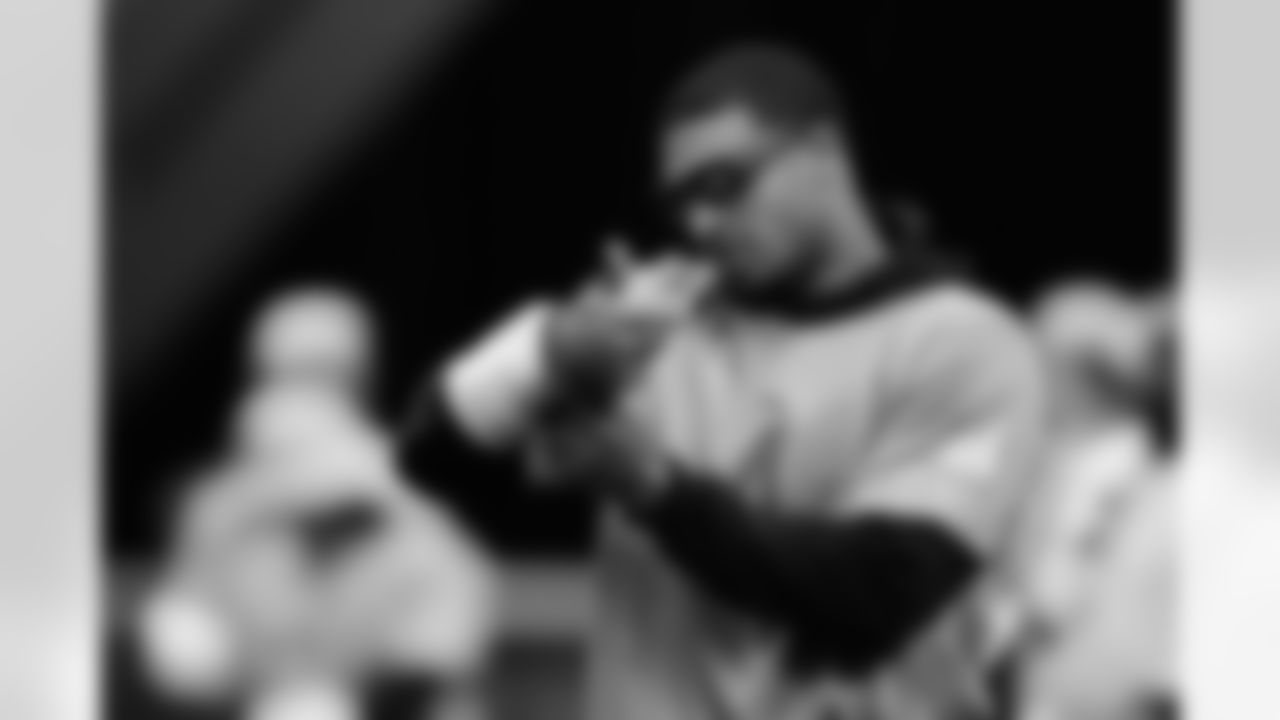 AFC wide receiver Ja'Marr Chase (1), of the Cincinnati Bengals, looks at a play sheet during NFL Pro Bowl Games practice, Monday, Feb. 2, 2026, in San Francisco.