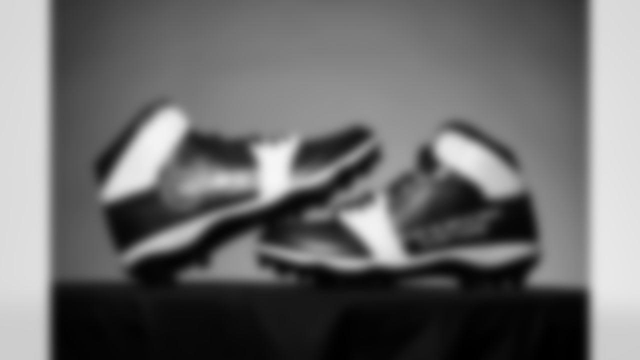 G Lucas Patrick's cleats for the 2025 MyCauseMyCleats game in Week 12 2025.