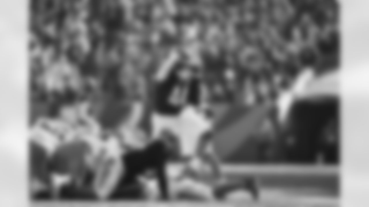 LB Demetrius Knight Jr. during Week 18 against the Cleveland Browns, Sunday, Jan. 4, 2026.