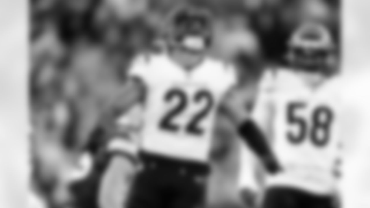 S Geno Stone celebrates a play during Week 6 against the Packers in Green Bay, Sunday, Oct. 12, 2025.