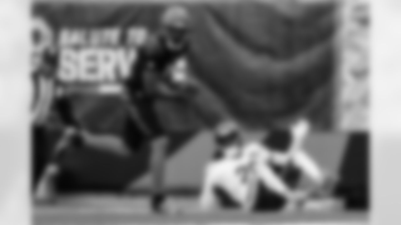 WR Tee Higgins scores a touchdown during Week 9 against the Chicago Bears at Paycor Stadium, Sunday, Nov. 2, 2025.