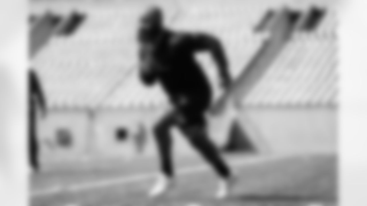 RB Samaje Perine works out at Paycor Stadium during offseason training, Tuesday, April 22, 2025.