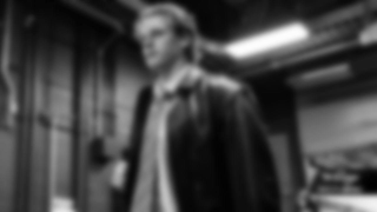 QB Joe Burrow arrives at Highmark Stadium ahead of Week 14 against the Buffalo Bills, Sunday, Dec. 7, 2025.