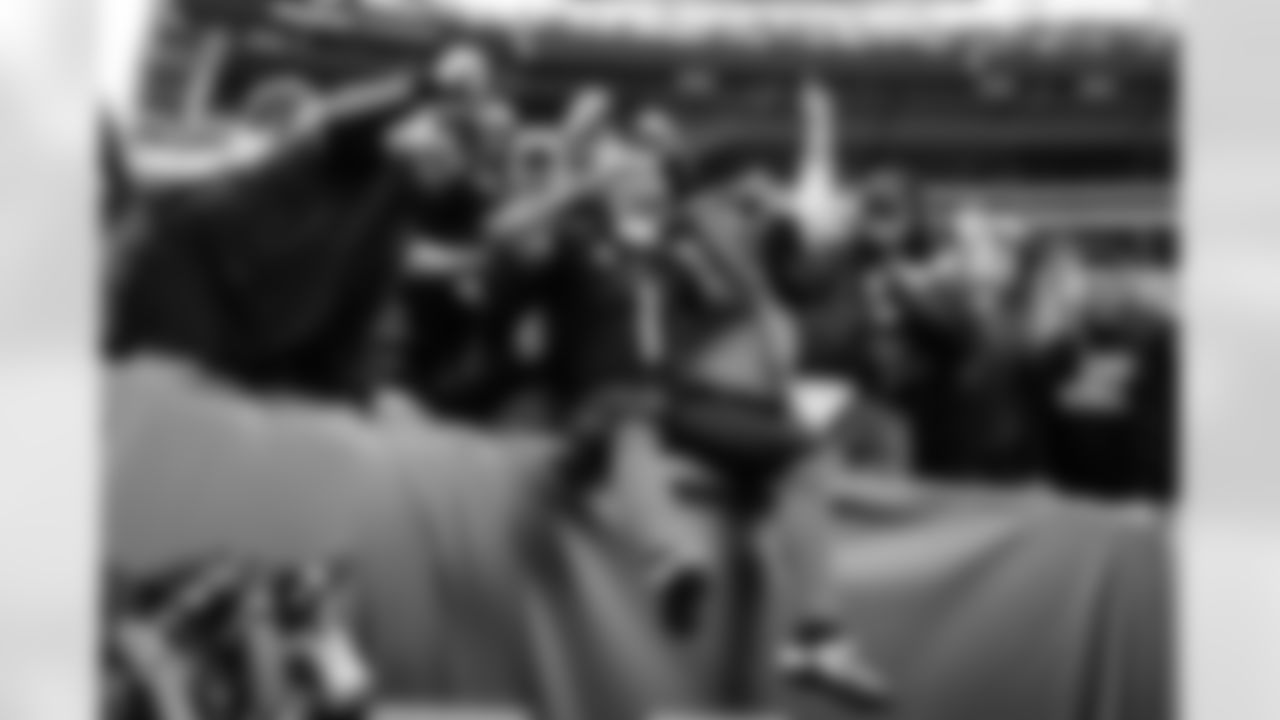 WR Ja'Marr Chase celebrates a touchdown during Week 17 against the Arizona Cardinals, Sunday, Dec. 28, 2025.