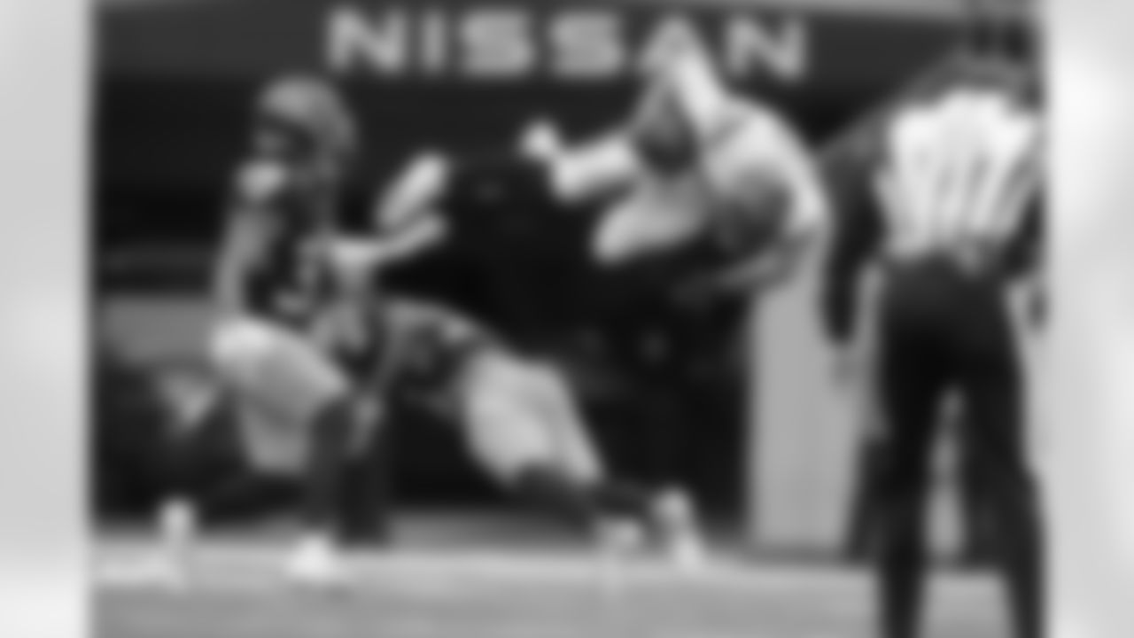 Tennessee Titans (Home)