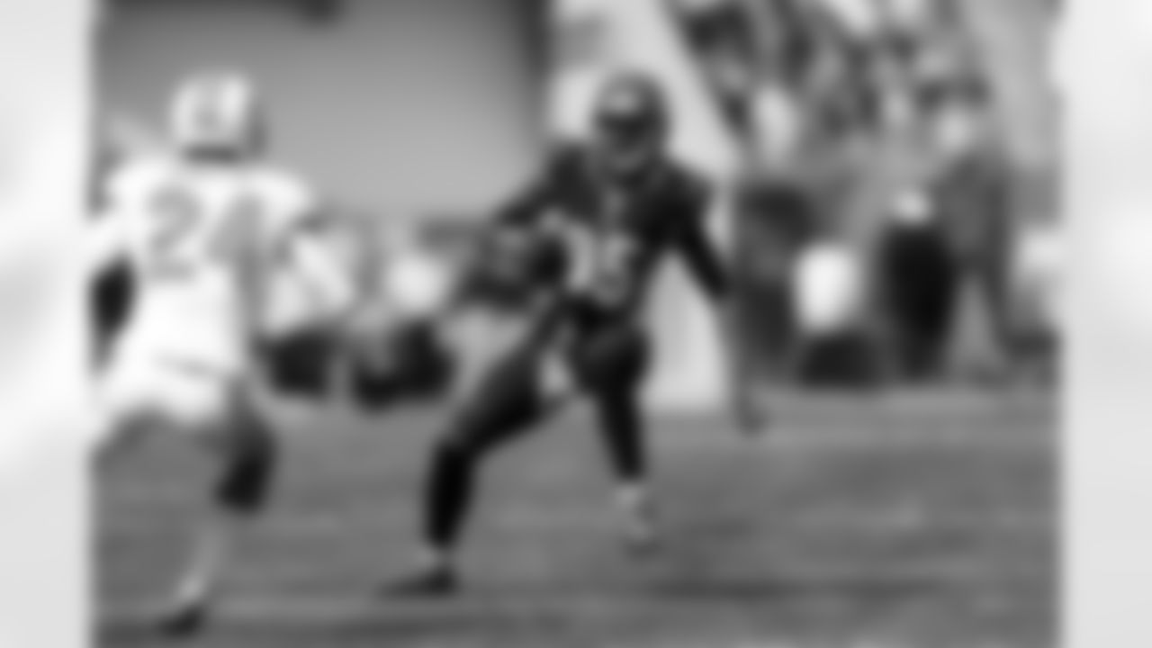 Cincinnati Bengals wide receiver Armon Binns (85) runs after a reception during an NFL football game against the Miami Dolphins, Sunday, Oct. 7, 2012 in Cincinnati. The Dolphins won the game, 17-13. (AP Photo/Joe Robbins)