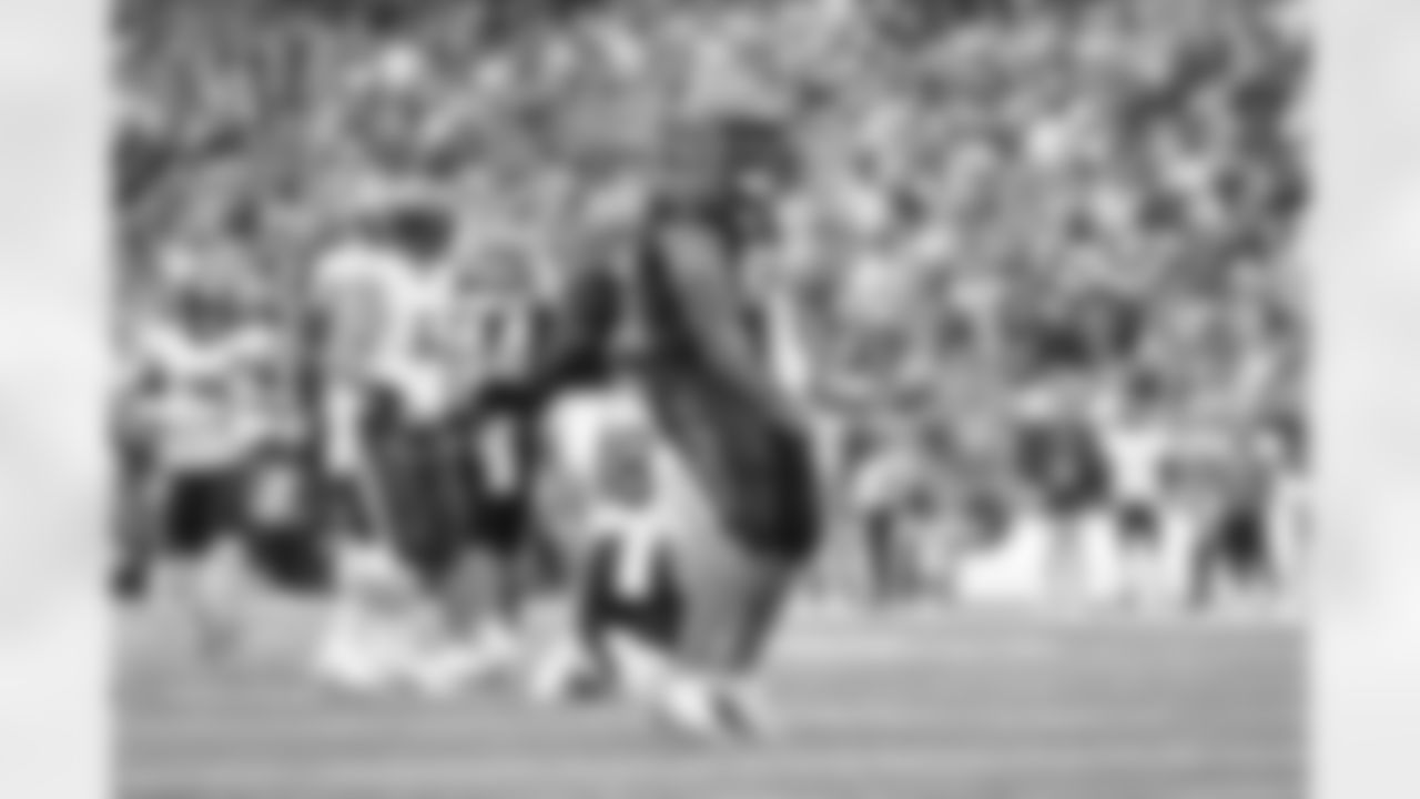 DT B.J. Hill celebrates a sack during Week 9 against the Chicago Bears at Paycor Stadium, Sunday, Nov. 2, 2025.