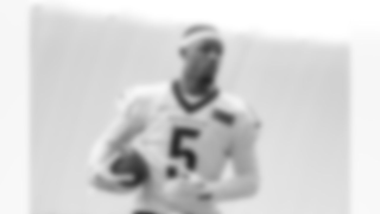 WR Tee Higgins during Phase Two of offseason workouts at the IEL Indoor Practice Facility, Tuesday, May 20, 2025.