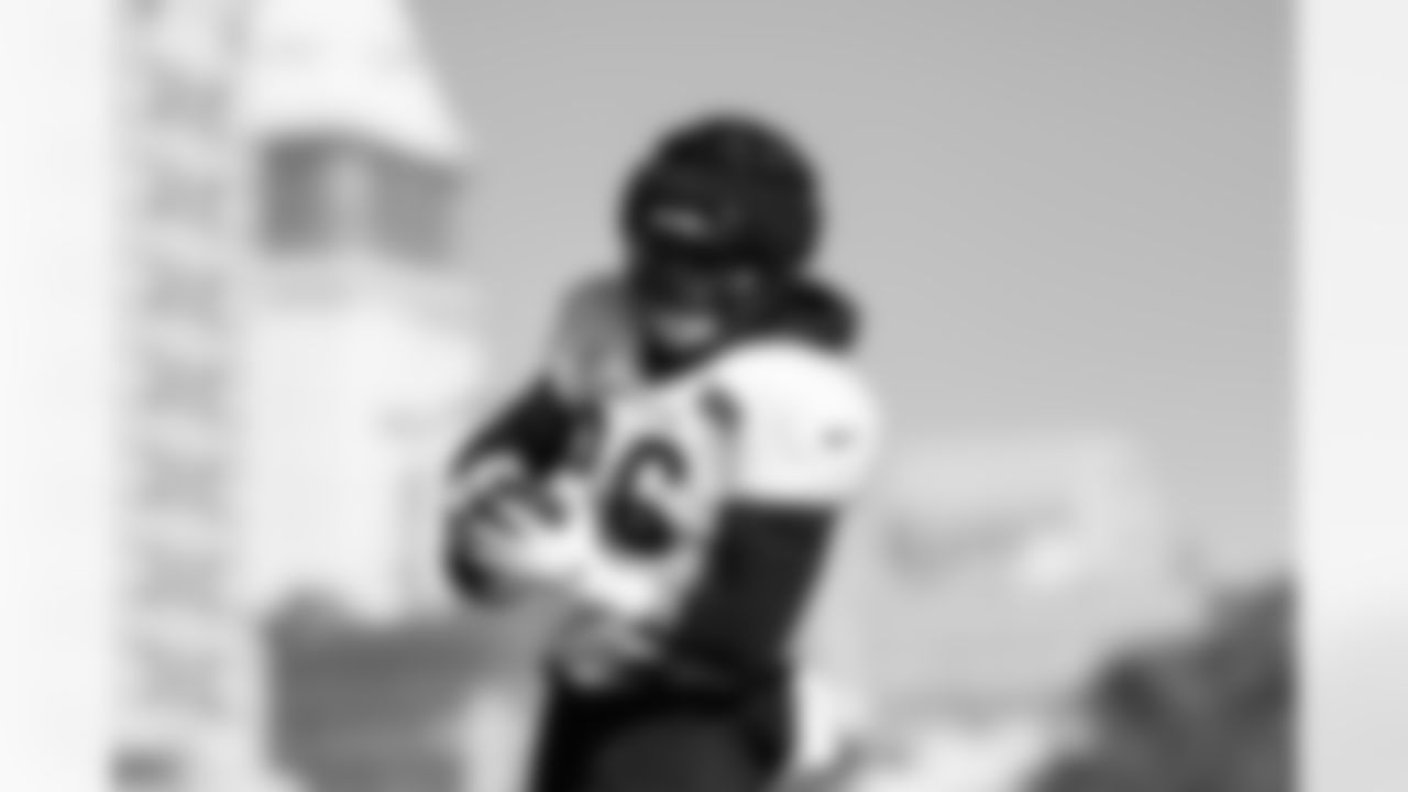 TE Noah Fant during practice at Kettering Health Practice Fields, Thursday, Nov. 13, 2025.