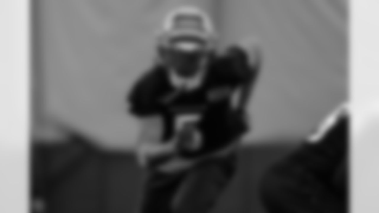 WR Tee Higgins during practice at the IEL Indoor Facility, Wednesday, Oct. 29, 2025.