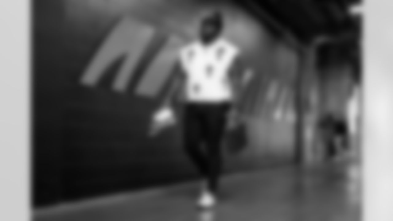 DT T.J. Slaton Jr. arrives at Paycor Stadium ahead of Week 12 against the New England Patriots, Sunday, Nov. 23, 2025.