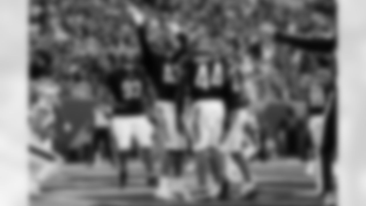 Cincinnati Bengals linebacker Joe Giles-Harris (43) celebrates during an NFL football game against the New England Patriots on Sunday, November 23, 2025 in Cincinnati, Ohio.