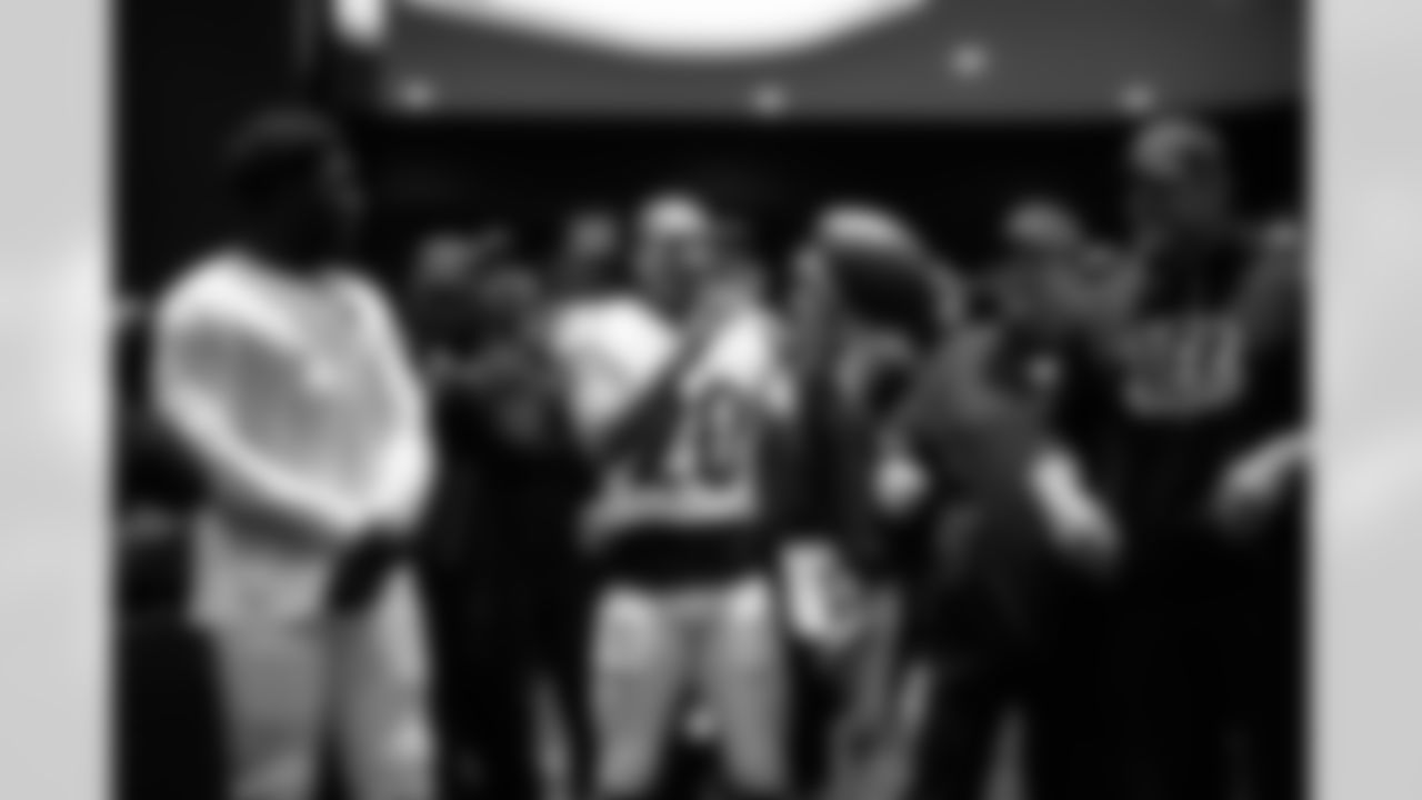 2025 WK07 PIT Postgame 007