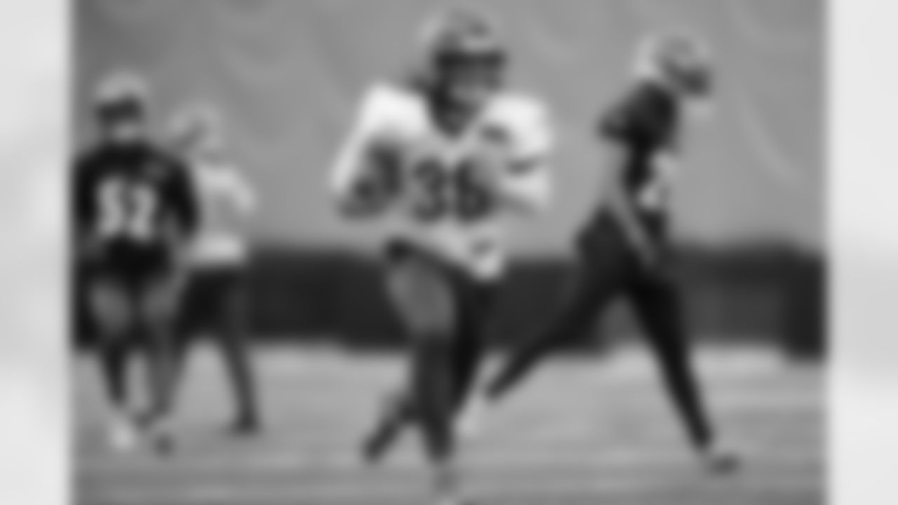 RB Kendall Milton during practice at the IEL Indoor Facility, Thursday, Dec. 18, 2025.