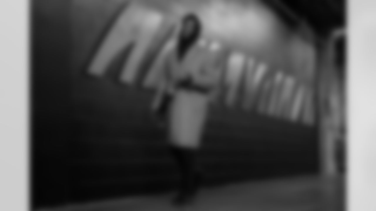 CB Dax Hill arrives to Paycor Stadium ahead of Week 18 against the Cleveland Browns, Sunday, Jan. 4, 2026.