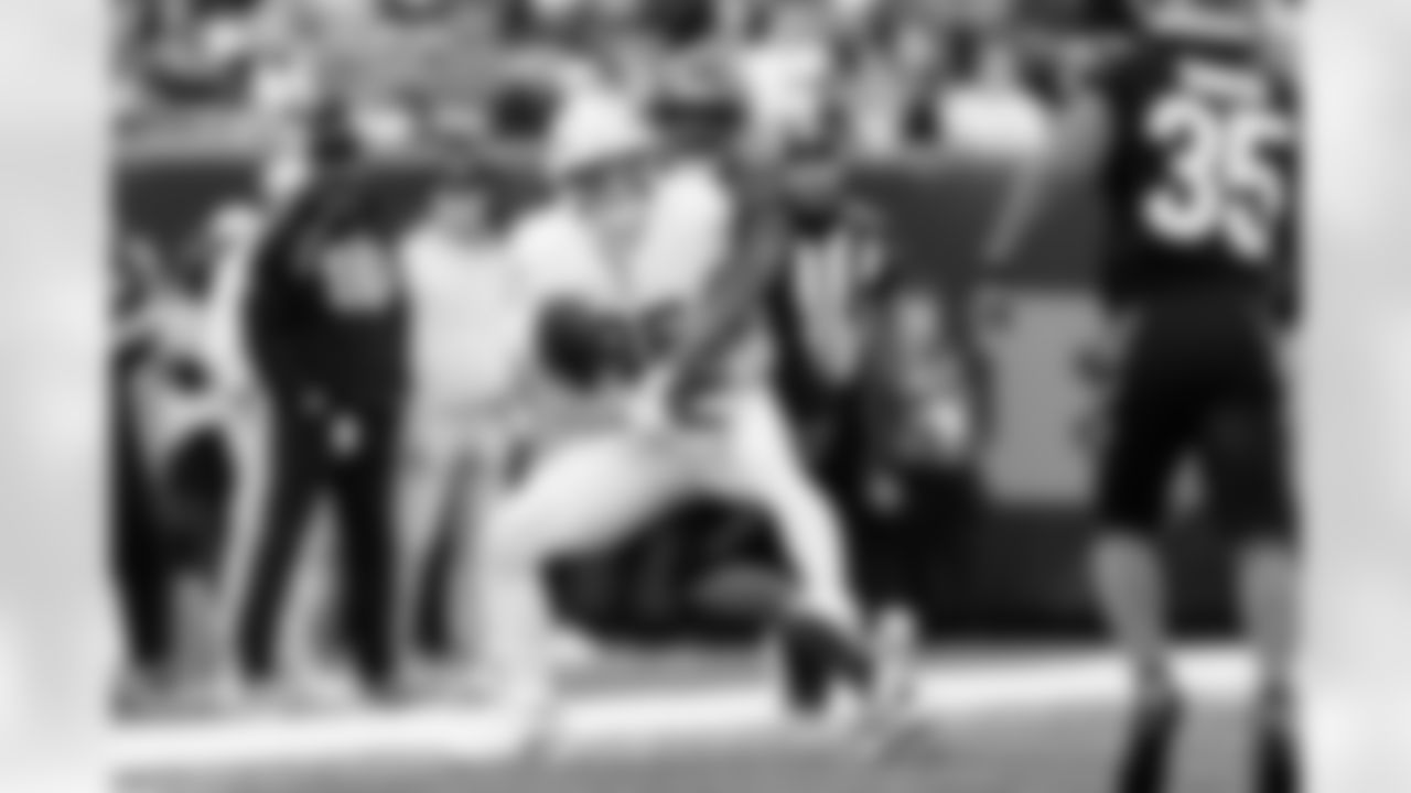 CB Dax Hill breaks up a pass during Week 17 against the Arizona Cardinals at Paycor Stadium, Sunday, Dec. 28, 2025.