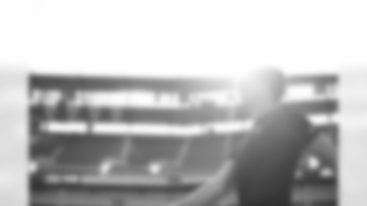 QB Joe Burrow warms up at Lincoln Financial Field ahead of the Bengals' Preseason Week 1 game against the Philadelphia Eagles, Thursday, Aug. 7, 2025.