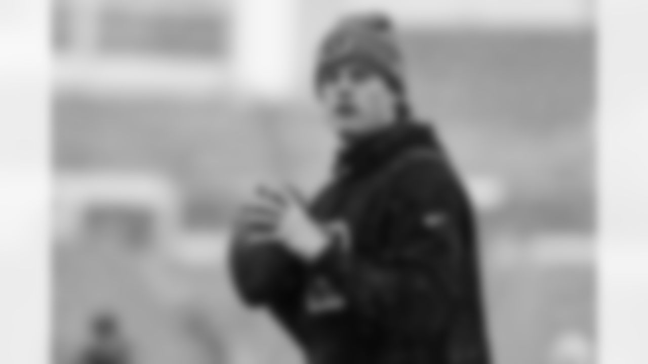 QB Joe Burrow before Week 14 against the Buffalo Bills, Sunday, Dec. 7, 2025.