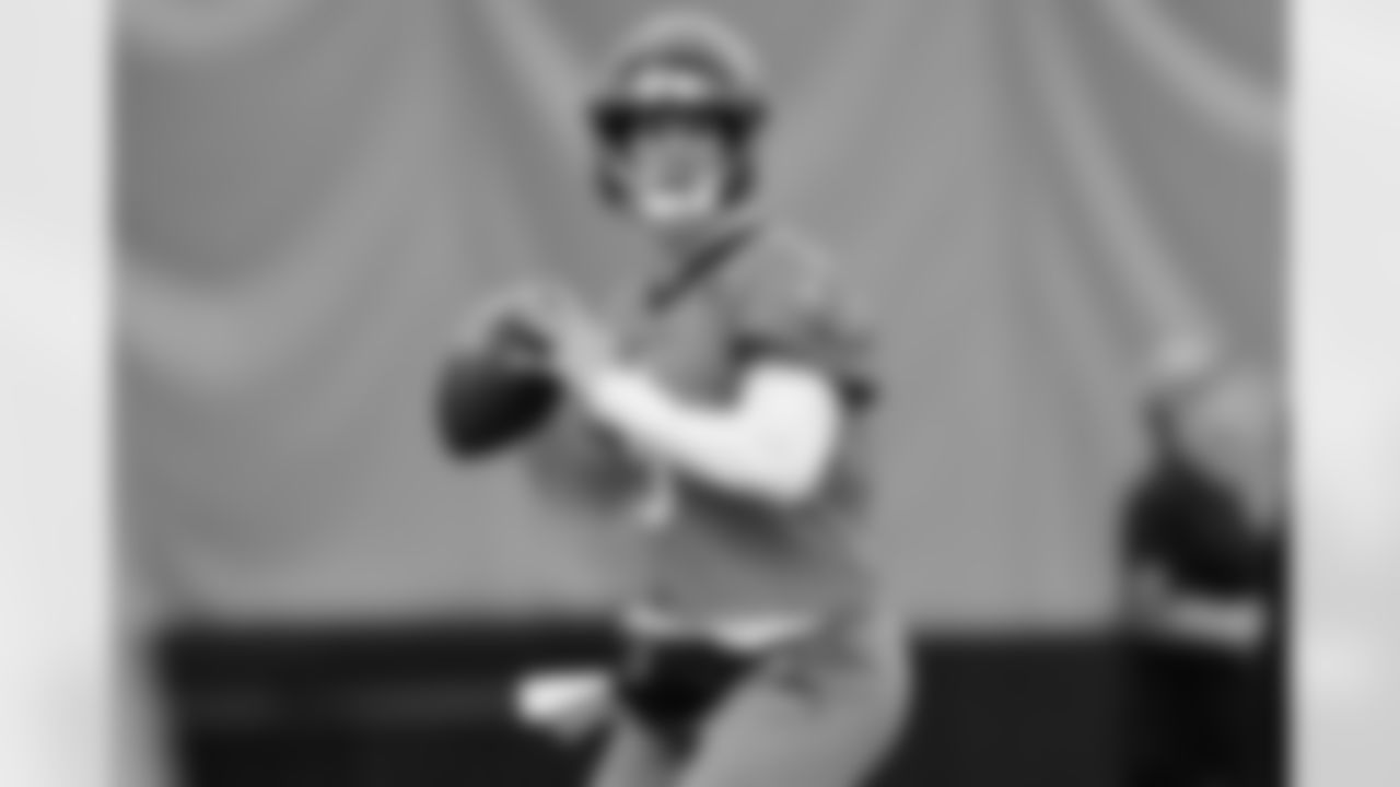 QB Joe Burrow looks to pass during practice at IEL Indoor Facility, Tuesday, Nov. 25, 2025.