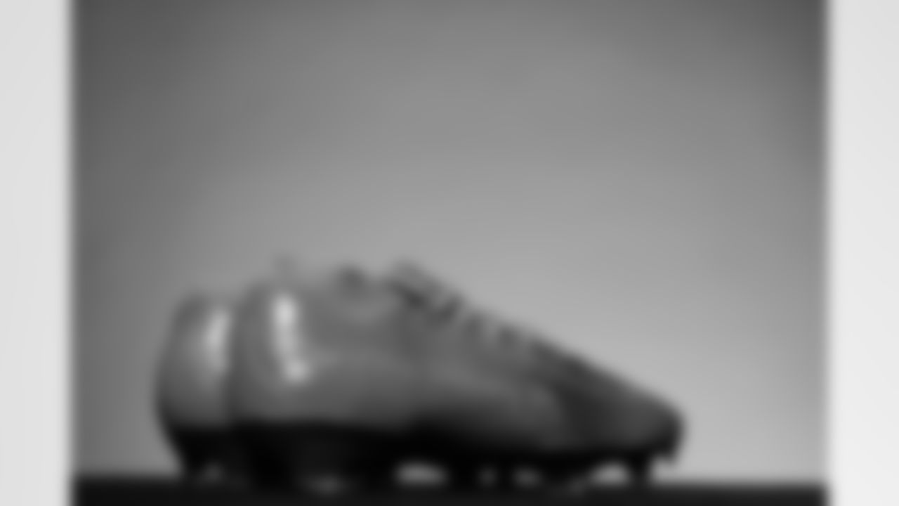 K Evan McPherson's cleats for the 2025 MyCauseMyCleats game in Week 12 2025.