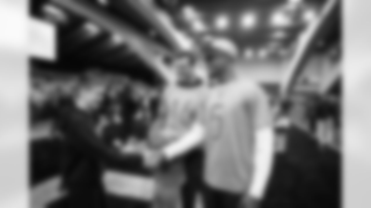 QB Joe Flacco and WR Tee Higgins during practice at the 2026 Pro Bowl Games, Monday, Feb. 2, 2026.