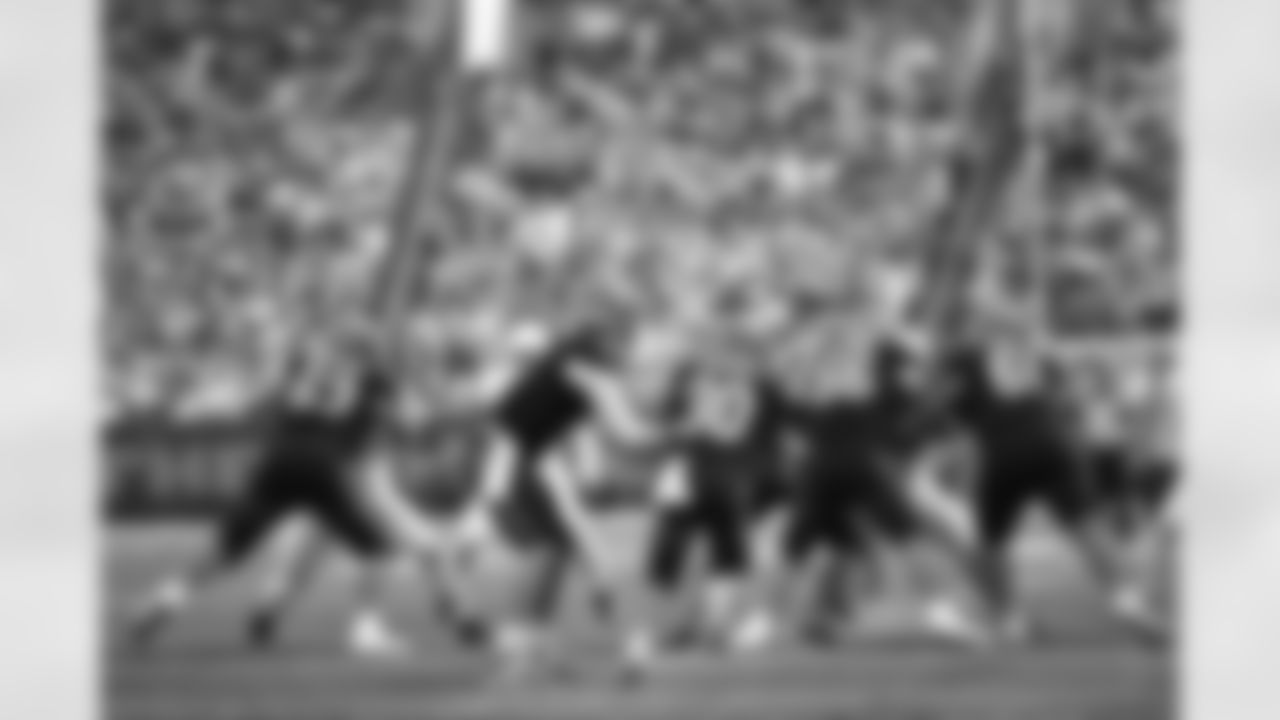 QB Joe Burrow hands the ball off to RB Chase Brown NFL2025Season