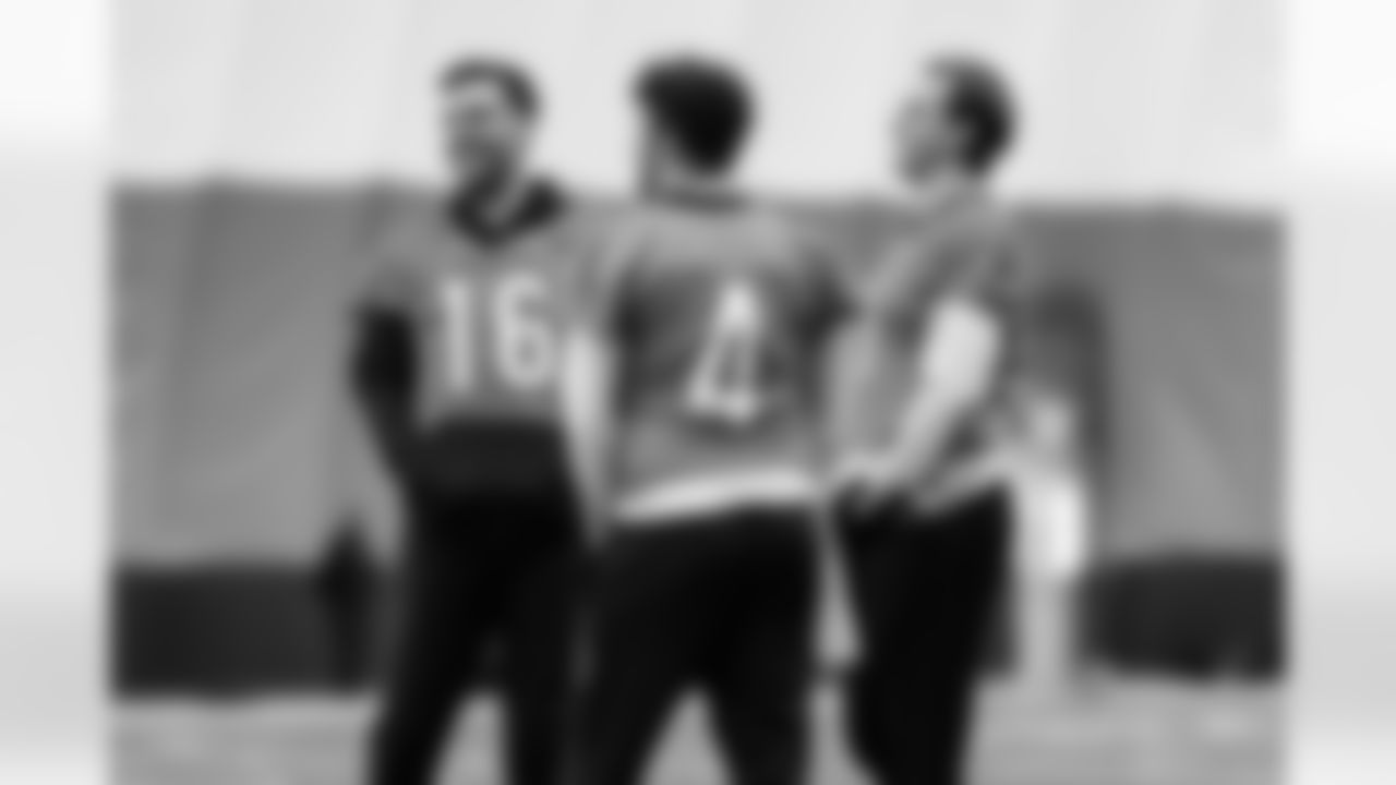 QBs Joe Flacco, Sean Clifford and Joe Burrow during practice at the IEL Indoor Facility, Monday, Nov. 10, 2025.