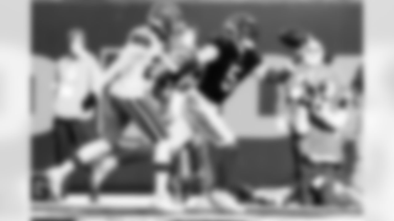 WR Tee Higgins scores a touchdown during Week 18 against the Cleveland Browns at Paycor Stadium, Sunday, Jan. 4, 2026.