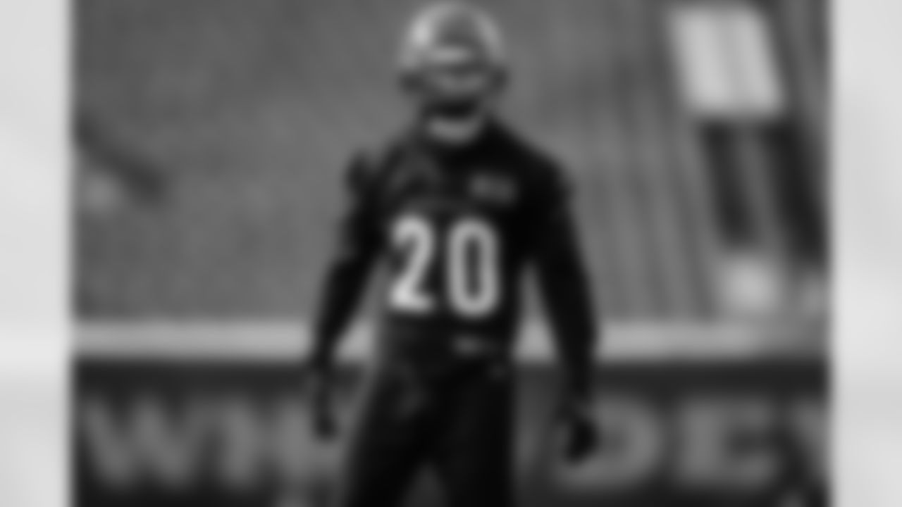 CB DJ Turner II during practice at Paycor Stadium ahead of Week 14 against the Buffalo Bills.