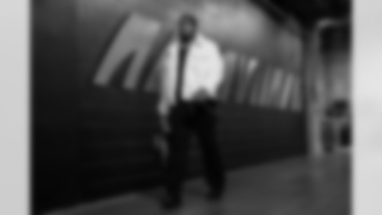 DT B.J. Hill arrives to Paycor Stadium ahead of Week 18 against the Cleveland Browns, Sunday, Jan. 4, 2026.