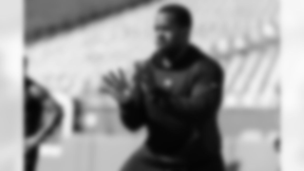 DT B.J. Hill warms up at Hard Rock Stadium ahead of Week 16 against the Miami Dolphins, Sunday, Dec. 21, 2025.