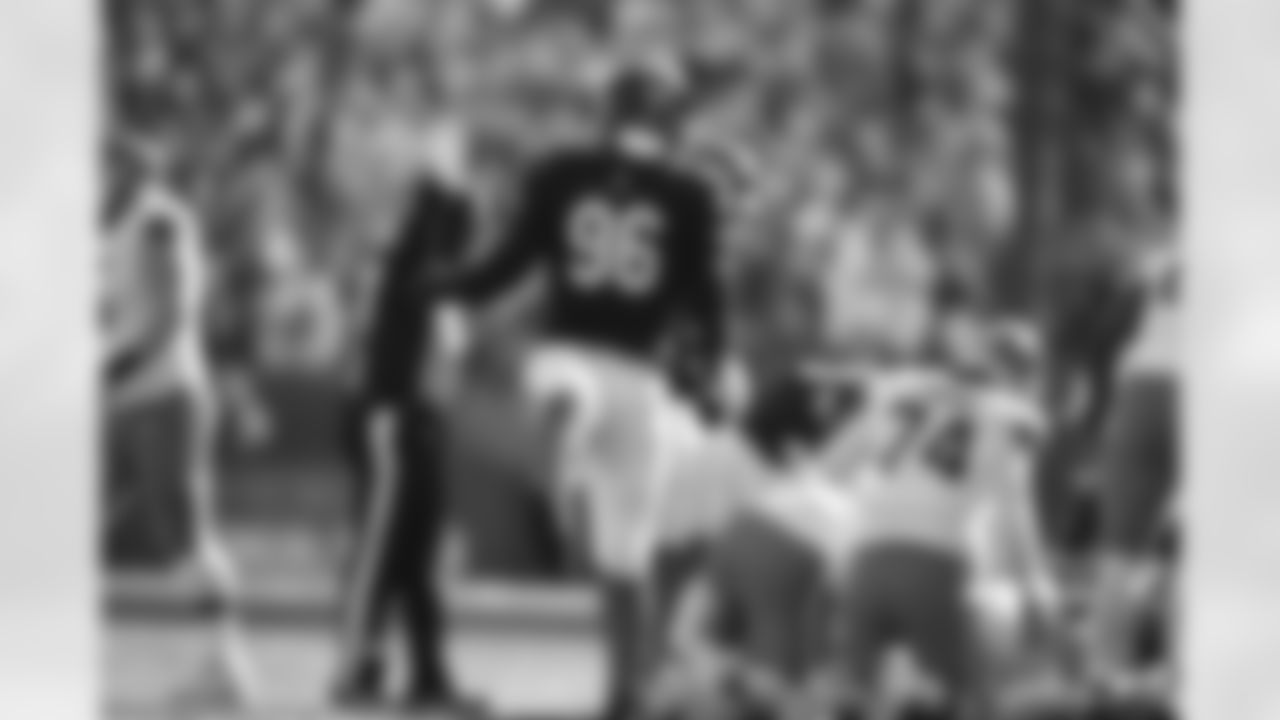 DE Cam Sample celebrates a play during Week 18 against the Cleveland Browns, Sunday, Jan. 4, 2026.